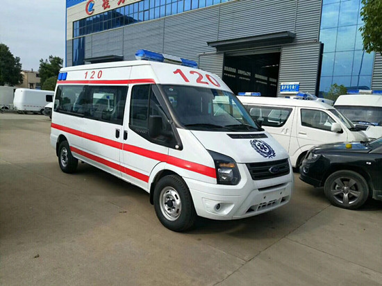 國六福特新世代V348長軸中頂救護(hù)車